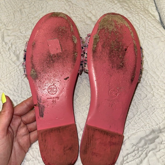 Chanel pink tweed slides - Picture 6 of 7